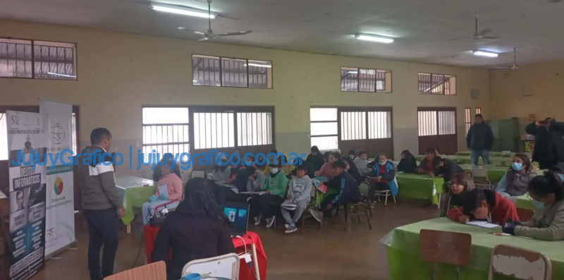 Charla sobre de grooming y cyberbullying en Yala y Lozano 3 Charla sobre de grooming y cyberbullying en Yala y Lozano 1